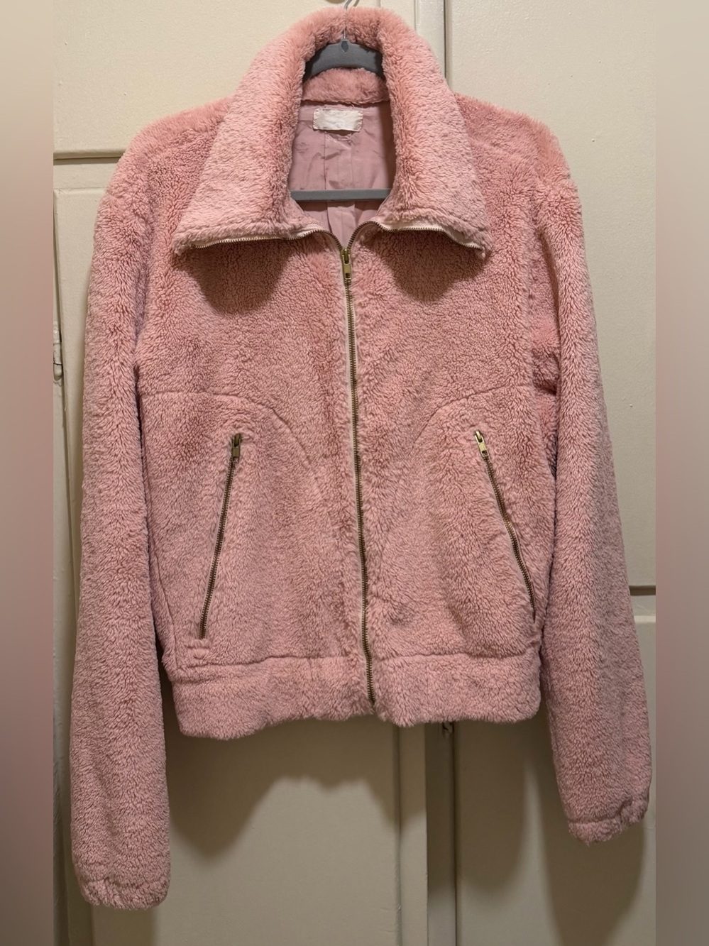 Super soft warm Cozy Pink Plush Jacket. Zippered pockets.inside pocket.lined